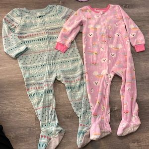 2T fleece footie pajamas